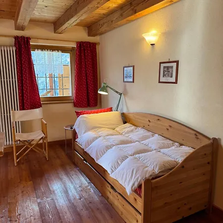 Alloggio in famiglia La Thuillettaz Maison De Montagne *