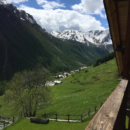 La Thuillettaz Maison De Montagne Alloggio in famiglia